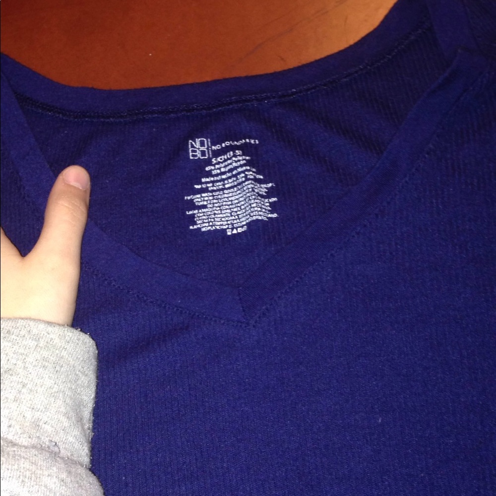 long sleeve v-neck shirt!!